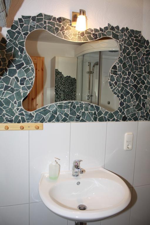 Am Ruebenkeller Bed & Breakfast Binzenbach Room photo